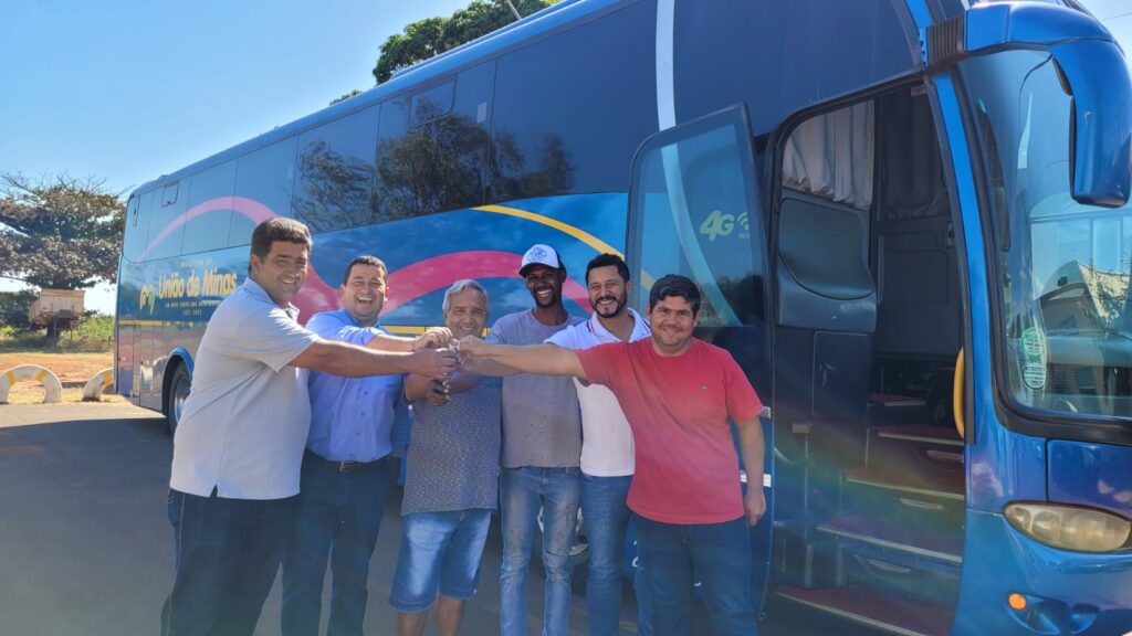 entrega_onibus_1-1024x576.jpeg